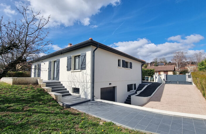 COMMUNAY   Maison entièrement rénovée avec studio indépendan — photo 3