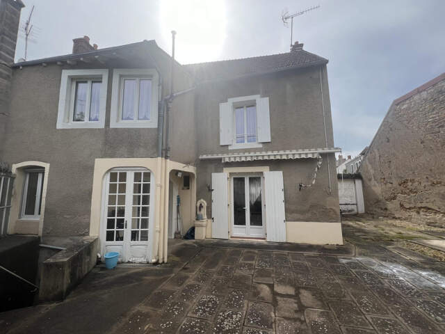 Maison de ville ! — photo du bien