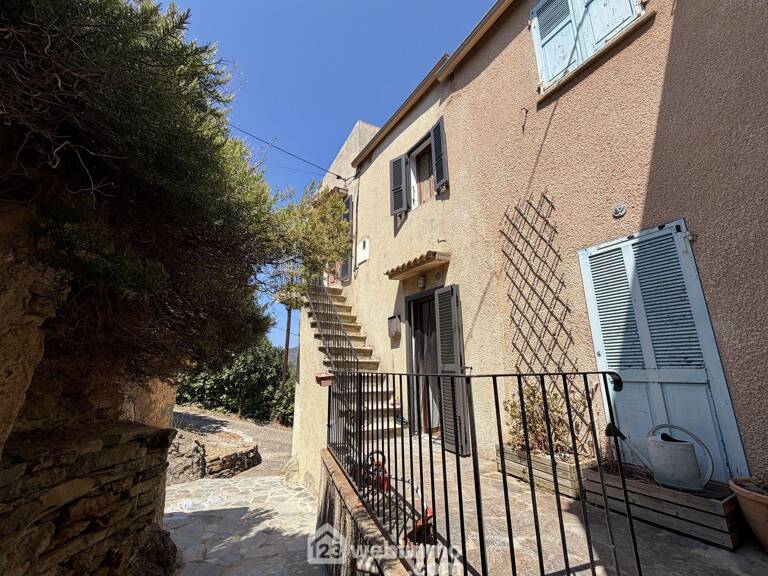 Maison - 104m² - Meria — photo 1