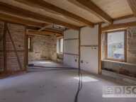 Maison rénovée en partie avec beaucoup de potentiel. — photo 3
