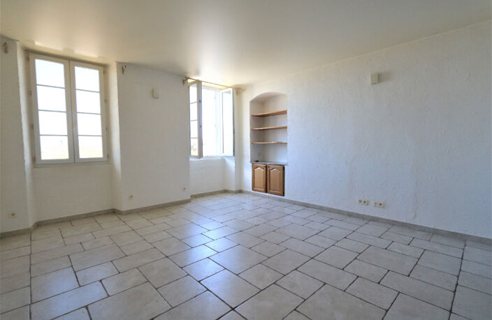 BASTIA HYPERCENTRE - Appt T4  - 84 m² — photo 5