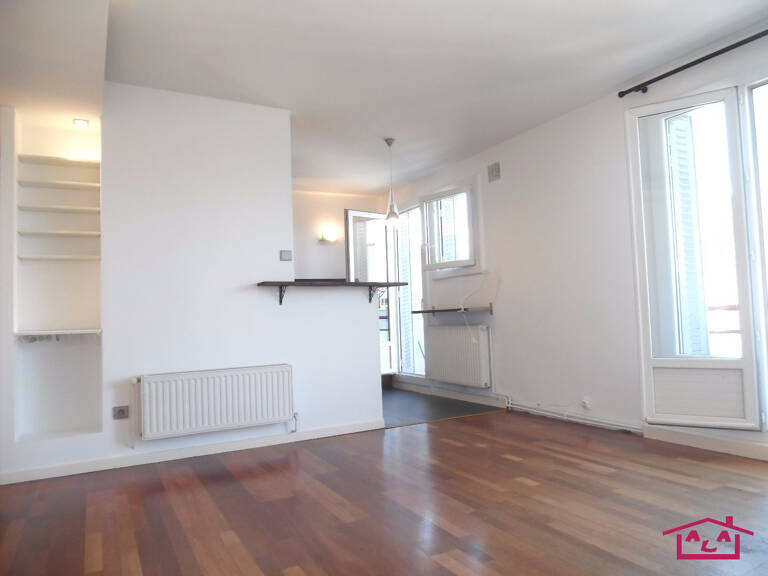 GRENOBLE / EAUX CLAIRES : Appartement - parfait état - Type 3 — photo 1