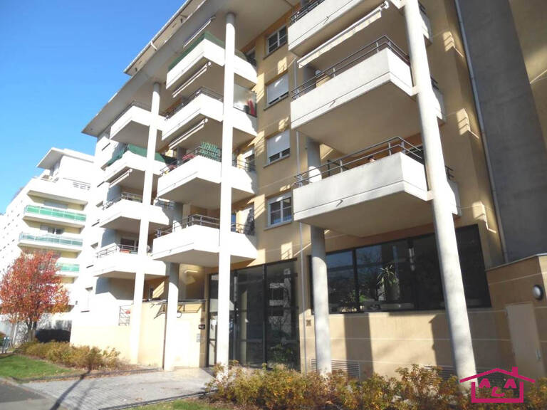 F4 AVEC GARAGE VIGNY MUSSET — photo 1
