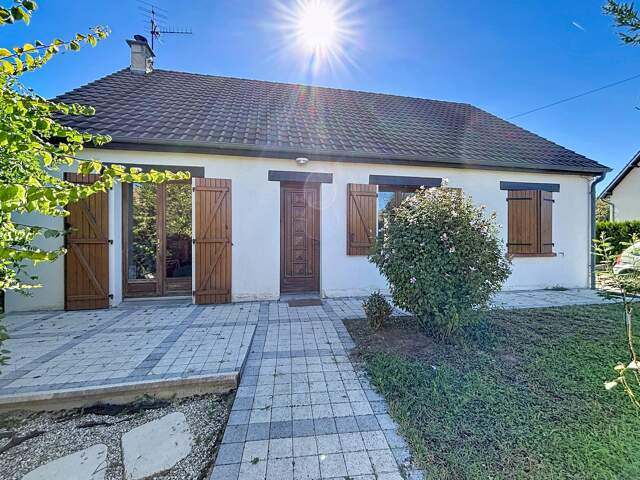 CHAILLES- Maison de Plain-Pied- 3 Chambres — photo du bien
