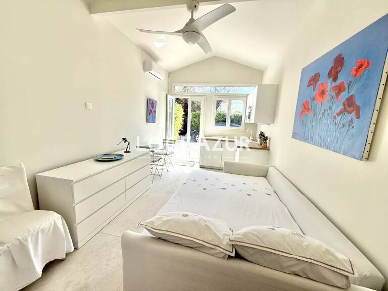 LOCATION MEUBLÉE STUDIO CAP D'ANTIBES — photo 1