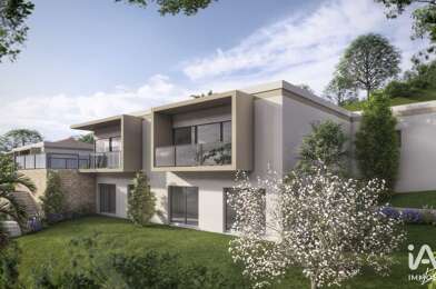Terrain  790000 €