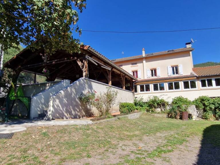 Vente Maison/villa 11 pièces — photo 1