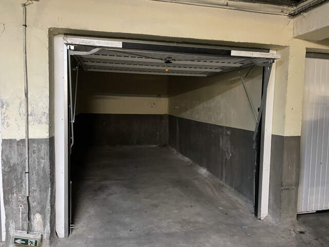 Garage no13 - Avenue Guillaume Dulac — photo du bien