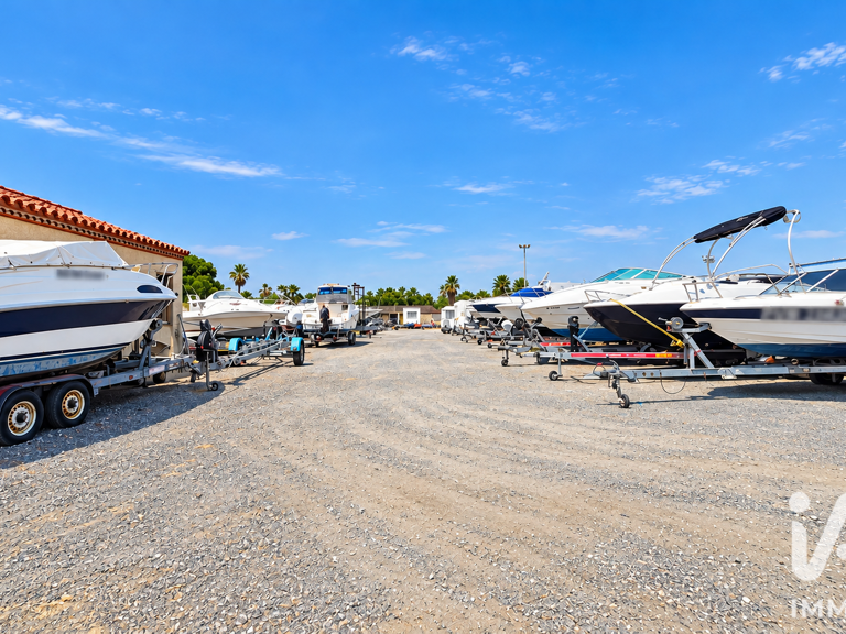 Vente Divers Services 120 m&sup2; — photo 1