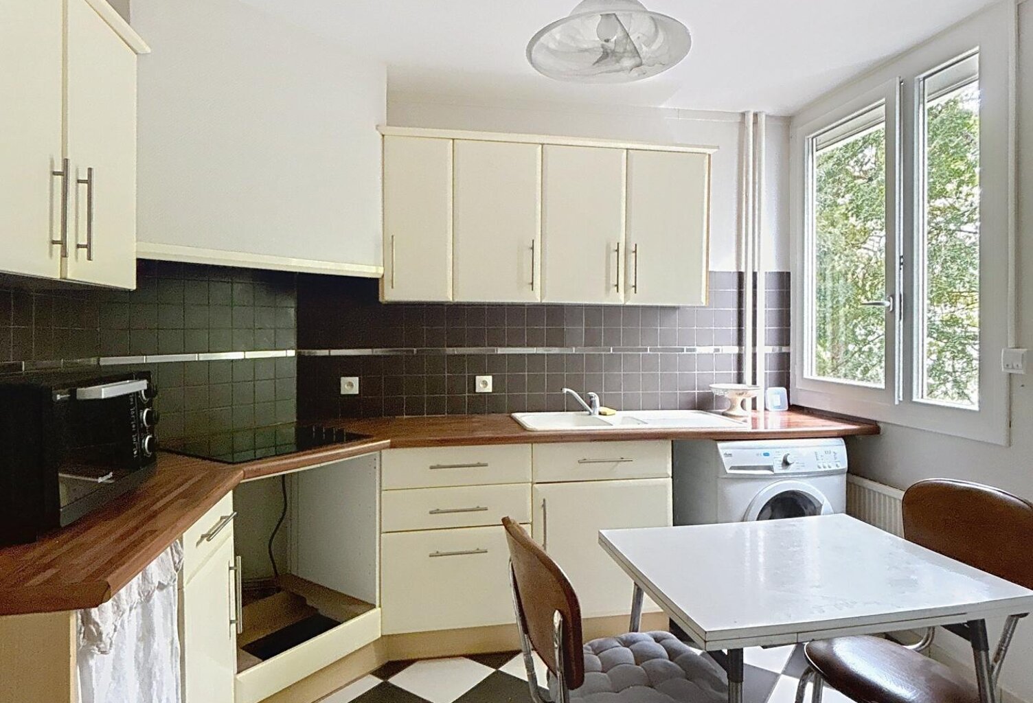 APPARTEMENT T4- BALCON - — photo 1