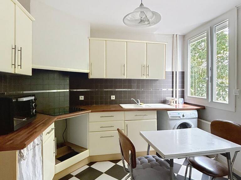 APPARTEMENT T4- BALCON - — photo 1