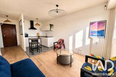 Appartement 3 pièces 815 €