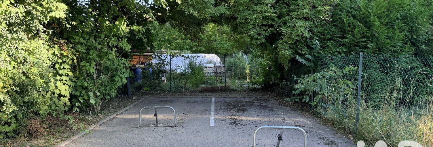 Garage  28 m² à vendre à Sainte-Savine (10300)