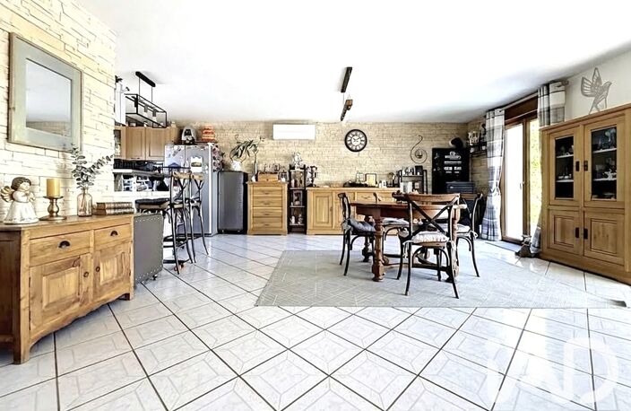 Vente Maison traditionnelle 8 pièces — photo 3
