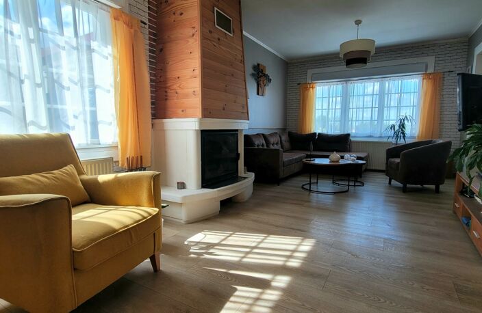 Vente Maison/villa 7 pièces — photo 3