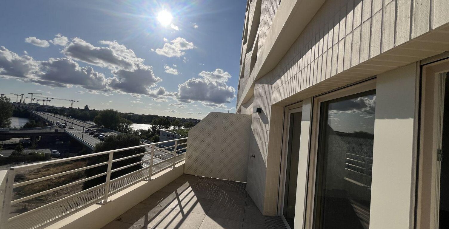 Location Appartement 4 pièces — photo 1