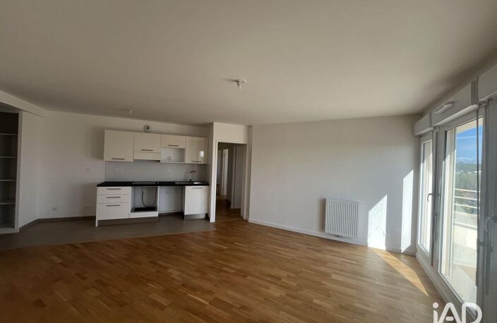 Location Appartement 4 pièces — photo 2