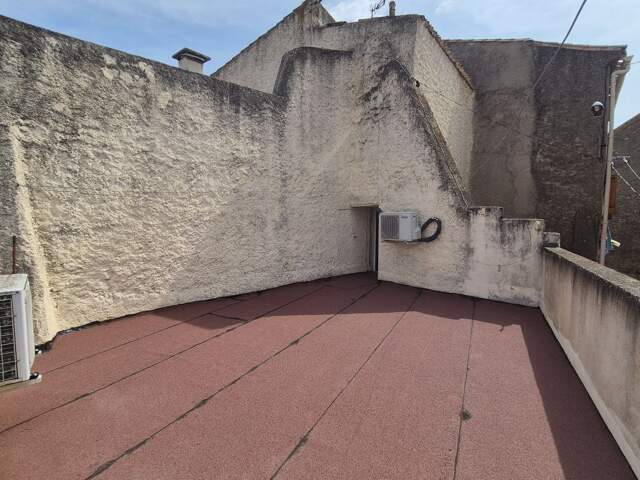 Maison Avec terrasses, garage et parking — photo du bien