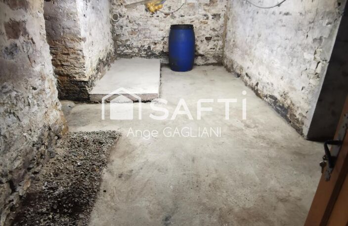 Maison 4 chambres à fort potentiel sur grand terrain à l'entrée de Cossé-Le-Viivien — photo 4