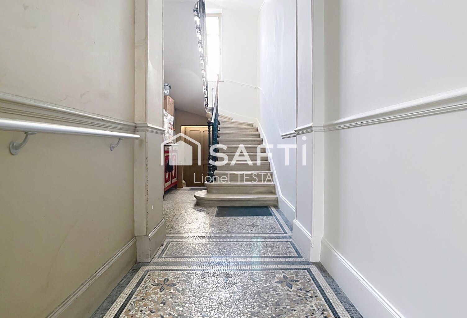 Appartement à rénover — photo 1