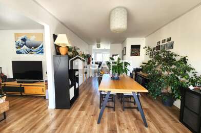 Appartement 4 pièces 291200 €