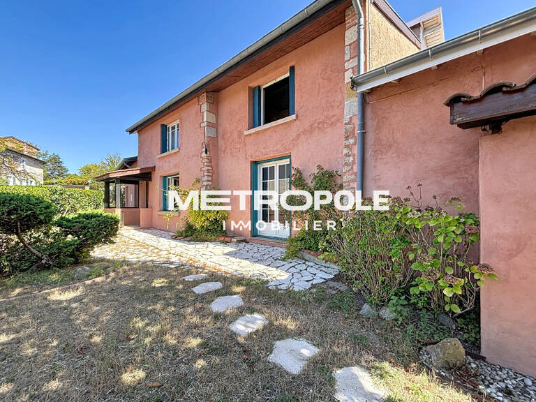 Jolie maison à rénover -  La Tour-de-Salvagny — photo 1