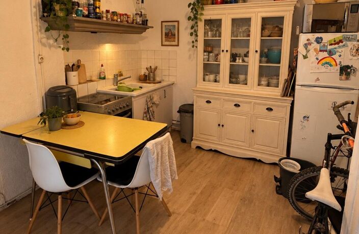 Immeuble locatif situé au centre de Néoules — photo 2