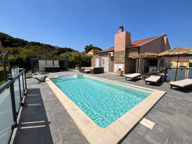 VILLA DE 187 M² AVEC PISCINE ET JACUZZI  LES COLLINES DE BIGUGLIA — photo du bien