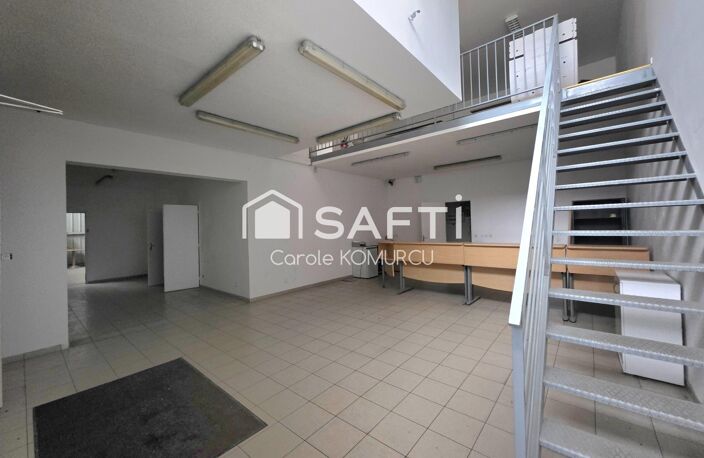 Locaux de stockage plus mezzanine à Achères — photo 2
