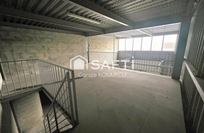 Locaux de stockage plus mezzanine à Achères — photo 4