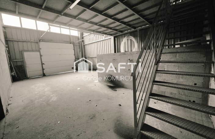 Locaux de stockage plus mezzanine à Achères — photo 5