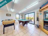 Maison avec vie de plain-pied, piscine intérieure et plage à pied. (visite virtuelle disponible) — photo 3