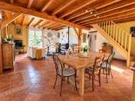 Maison de 125m²  3 chambres avec piscine et dépendances. — photo 3