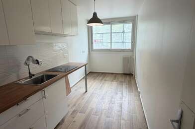 Appartement 4 pièces 225750 €