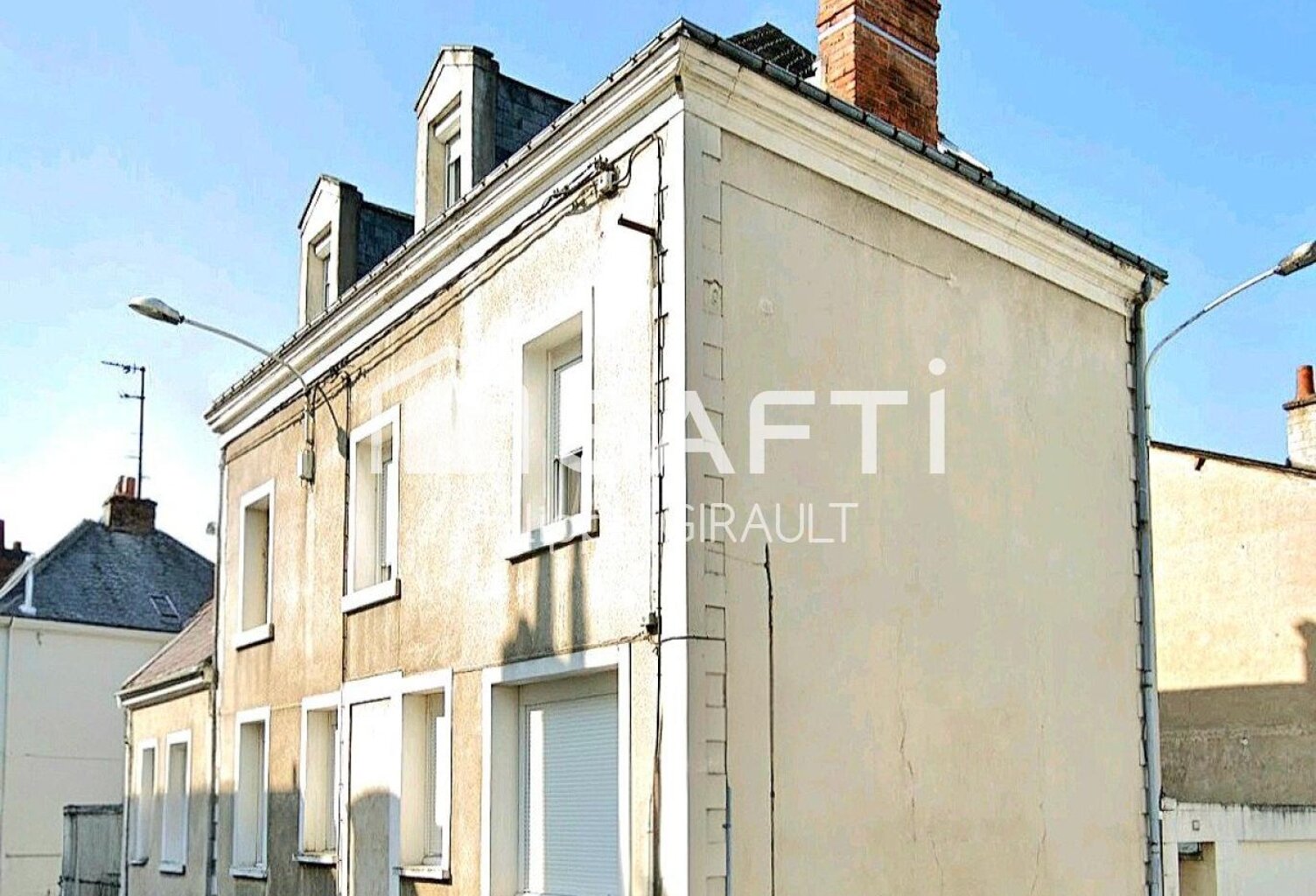 TOURS PREBENDES - Maison / Immeuble fort potentiel — photo 1
