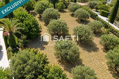 Terrain  670000 €
