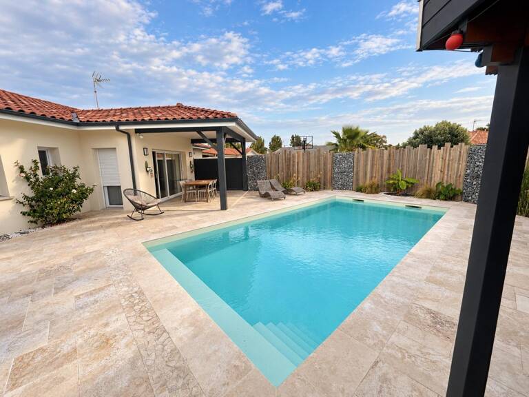 Maison contemporaine avec piscine à Pomarez — photo 1