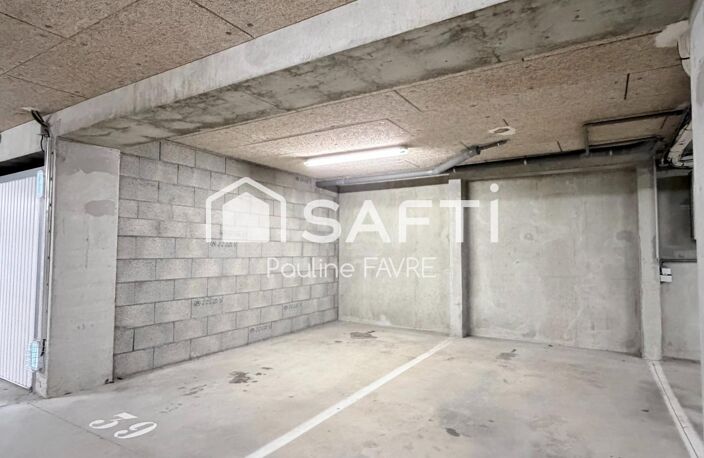 Parking sécurisé en plein centre de Dinard — photo 3