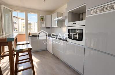 VOIRON, Appartement T5  4 CHAMBRES  DERNIER ÉTAGE  BALCON & VUE DÉGAGÉE — photo du bien