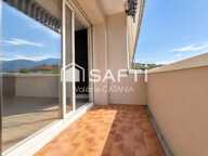 VOIRON, Appartement T5  4 CHAMBRES  DERNIER ÉTAGE  BALCON & VUE DÉGAGÉE — photo 4
