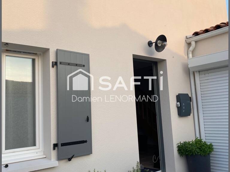 Maison de 94m2 rénové  au cœur de la cotiniere — photo 1