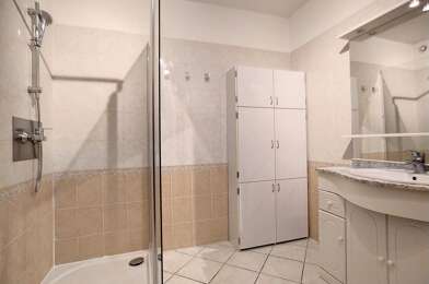 Appartement 3 pièces 1300 €