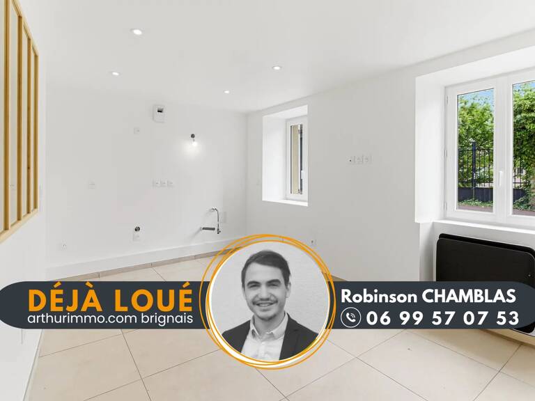 À LOUER – T1 BIS RÉNOVÉ – SOUCIEU-EN-JARREST — photo 1
