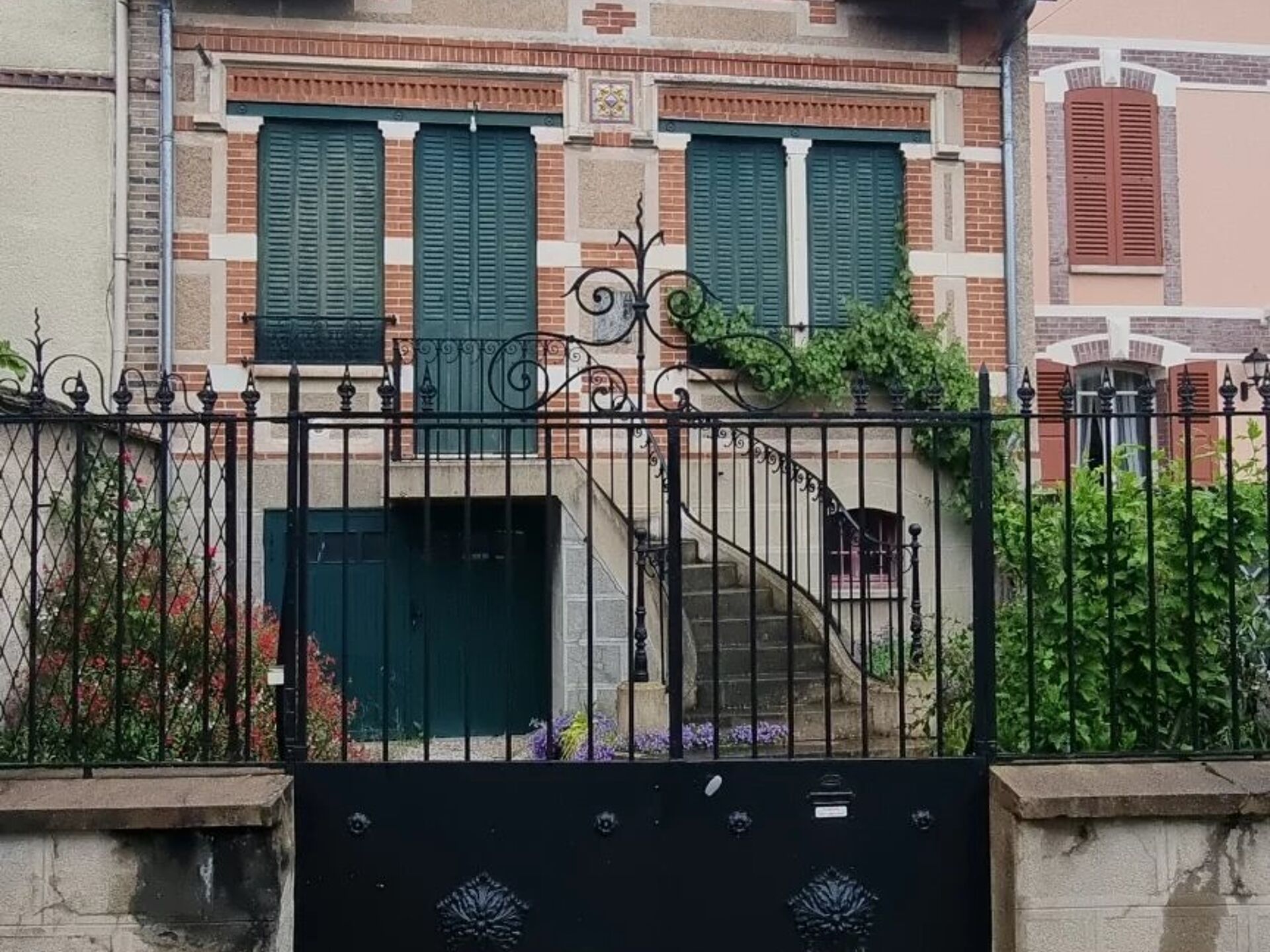 Maison 5 pièces 97 m² · à Pont-sur-Yonne · 97 m² · 122 000 €