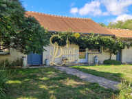 PROPRIETE DE CHARME SUR 2.6 HA AVEC GITES ET PISCINE — photo 2