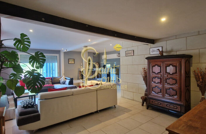 PROPRIETE DE CHARME SUR 2.6 HA AVEC GITES ET PISCINE — photo 4