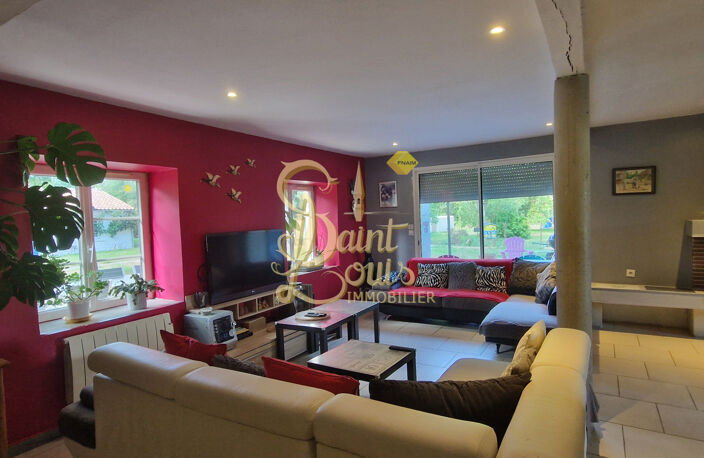PROPRIETE DE CHARME SUR 2.6 HA AVEC GITES ET PISCINE — photo 5