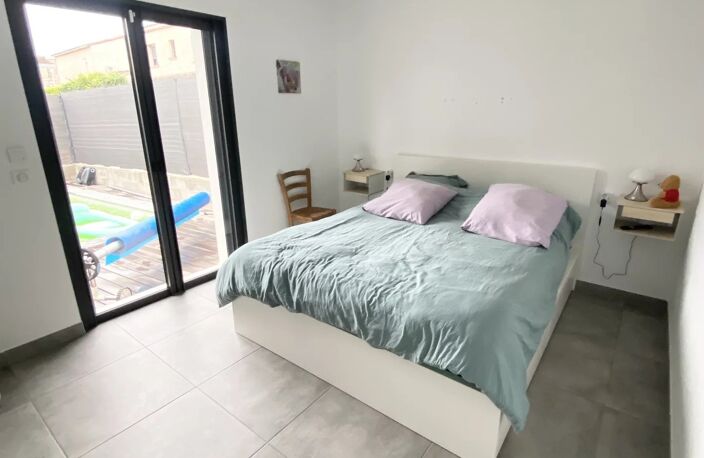 À vendre – Maison contemporaine avec piscine au Puy-Sainte-Réparade — photo 5
