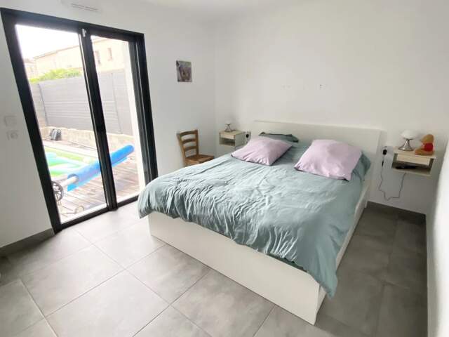 À vendre – Maison contemporaine avec piscine au Puy-Sainte-Réparade — photo du bien