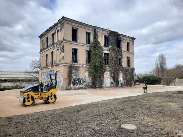 Maison 12 pièces 858 m² à Saint-Denis — photo du bien
